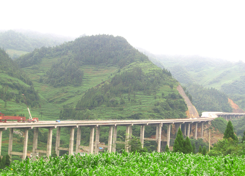 四川纳黔C3合同段