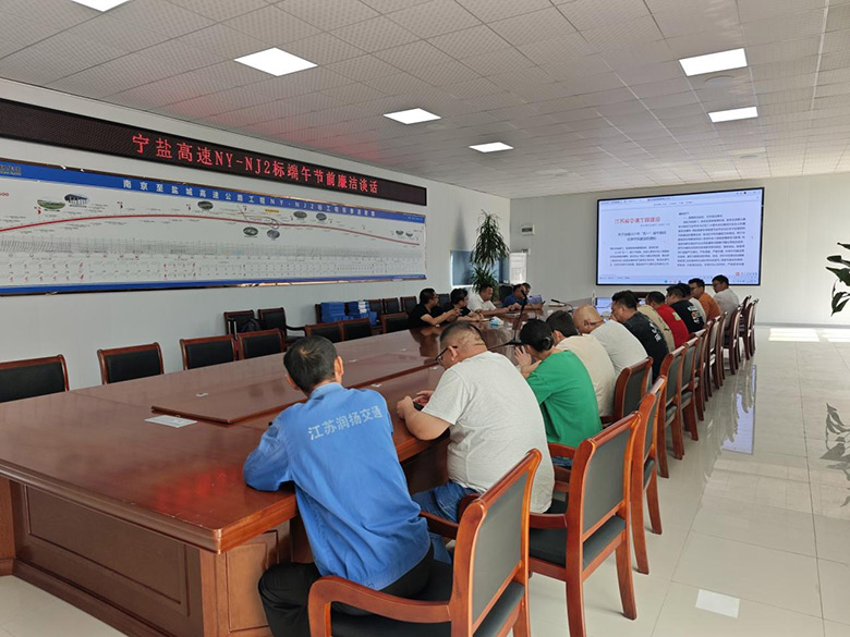 图片22.jpg 图片22.jpg